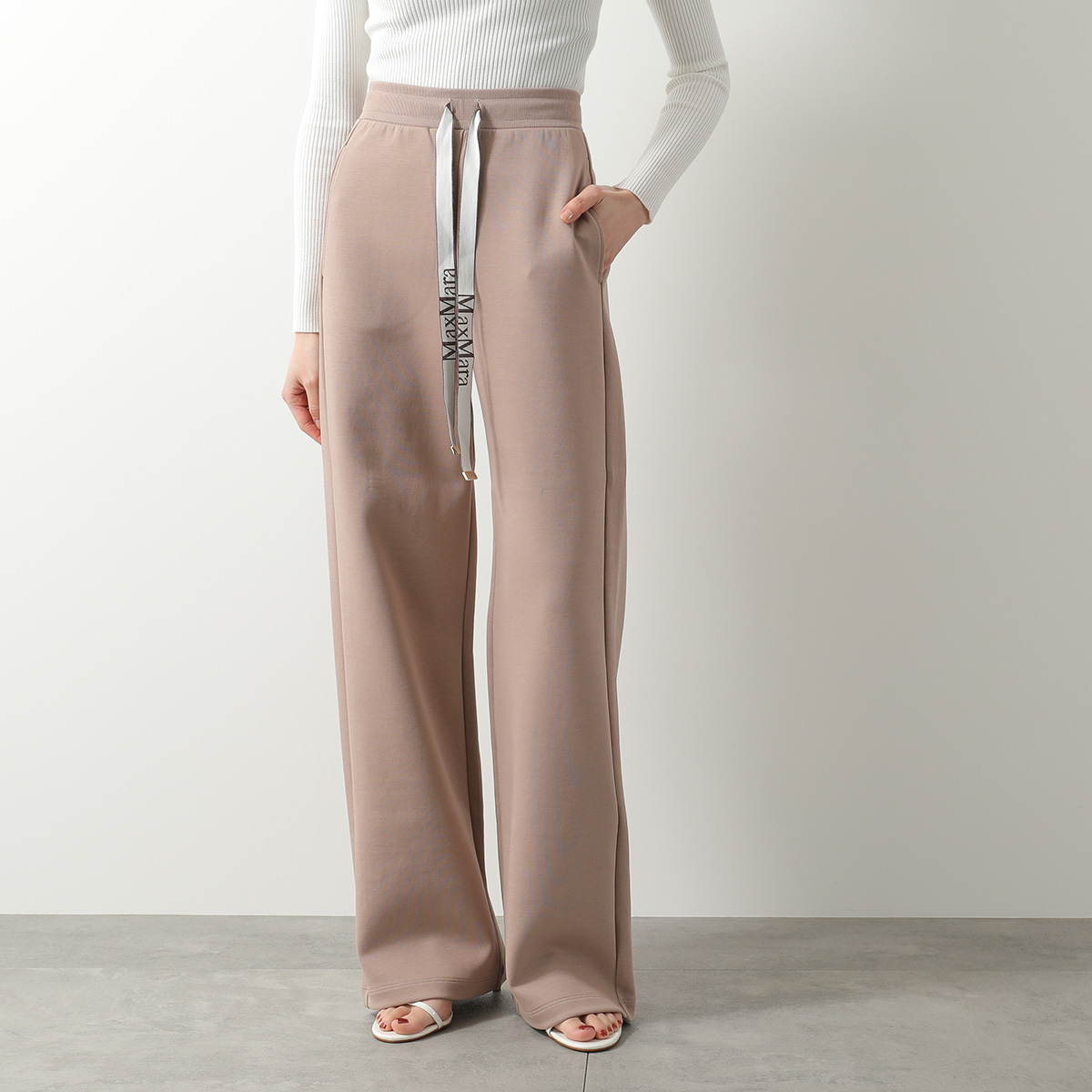 エスマックスマーラS.MaxMara ベージュ フレアスカート リボン ロング S MAXMARA（エスマックスマーラ） エス マックスマーラ スウェット