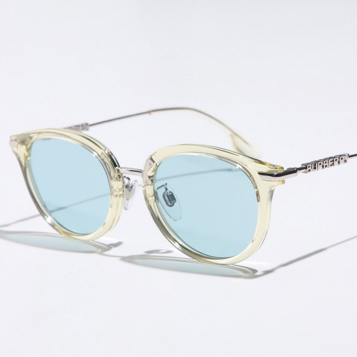 ⭐️極美品⭐️バーバーリー　サングラス ブラウン系クリアタイプ　チタンフレーム BURBERRY バーバリー サングラス 4398D 4073 メンズ ボストン型
