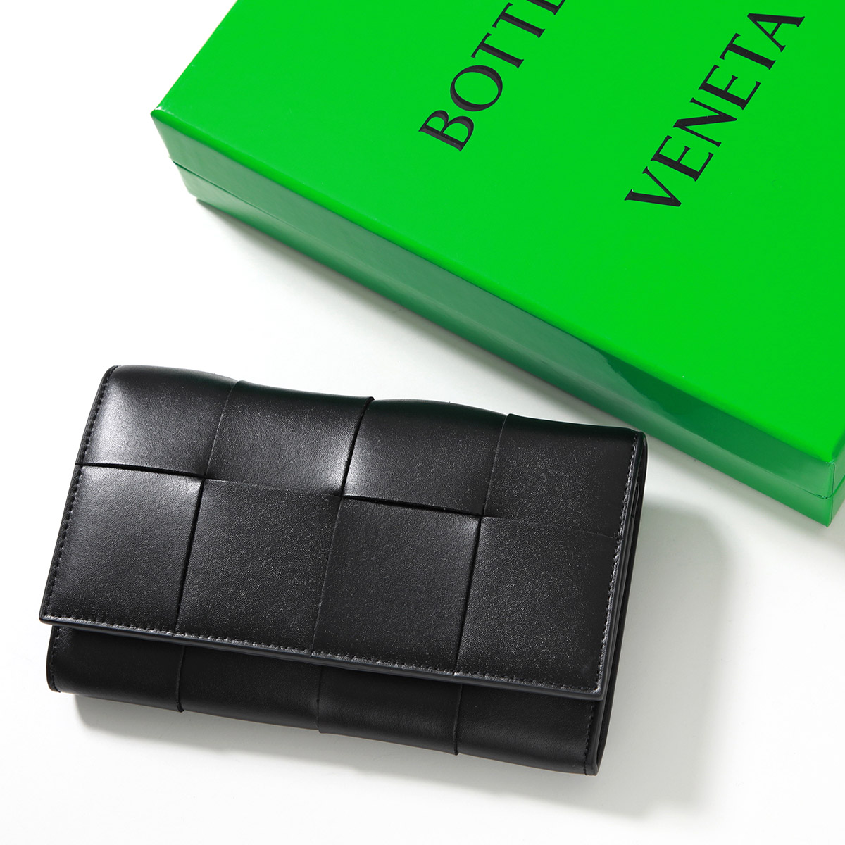BOTTEGA VENETA ボッテガヴェネタ 二つ折り長財布 749463 VBWD2