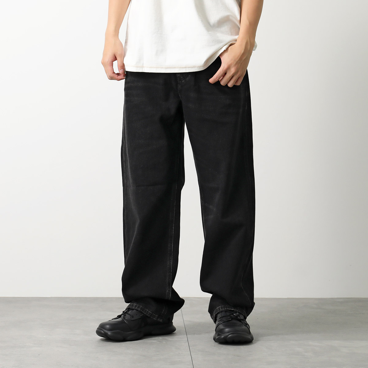 DIESEL ディーゼル デニムパンツ 2001 D-MARCO A11598 09I35