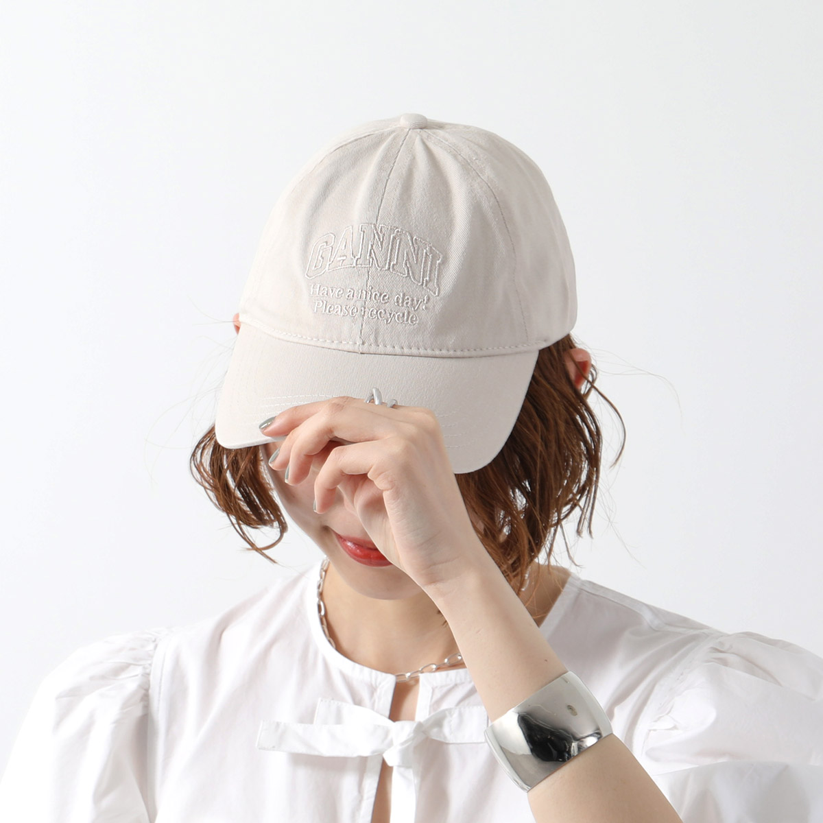 ★送料関税込★Ganni コットン ロゴ刺繍 ベースボールキャップ GANNI ガニー ベースボールキャップ CAP HAT PATCH A5861 5890