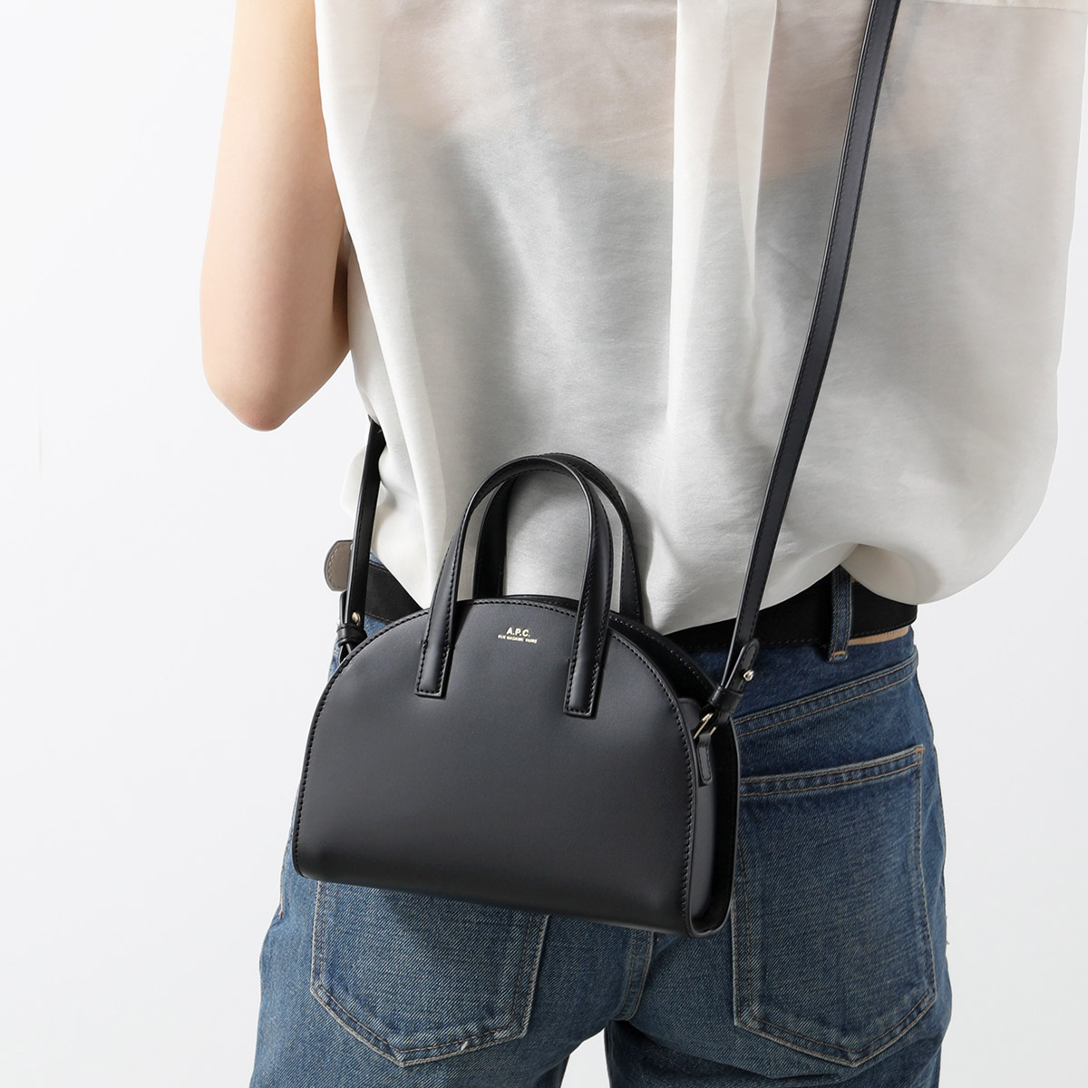 APC ムーンショルダーバッグ　希少 A.P.C. アーペーセー バッグ ショルダーバッグ ハーフムーン