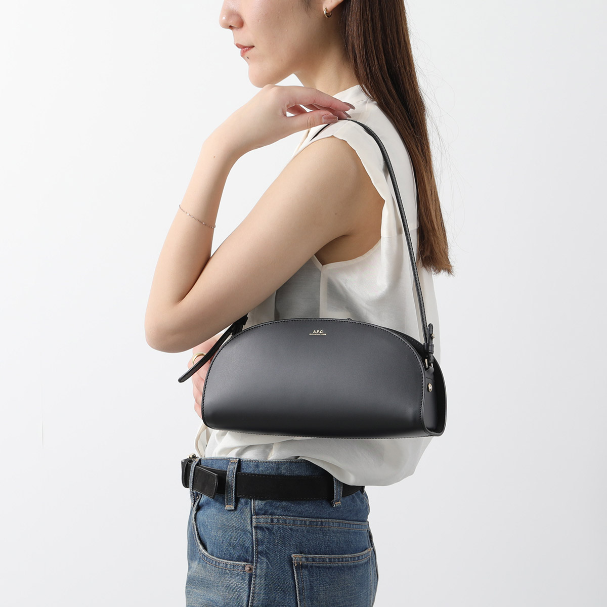 絶対一番安い 名品バッグ】どんなシーンでも大活躍する、A.P.C.