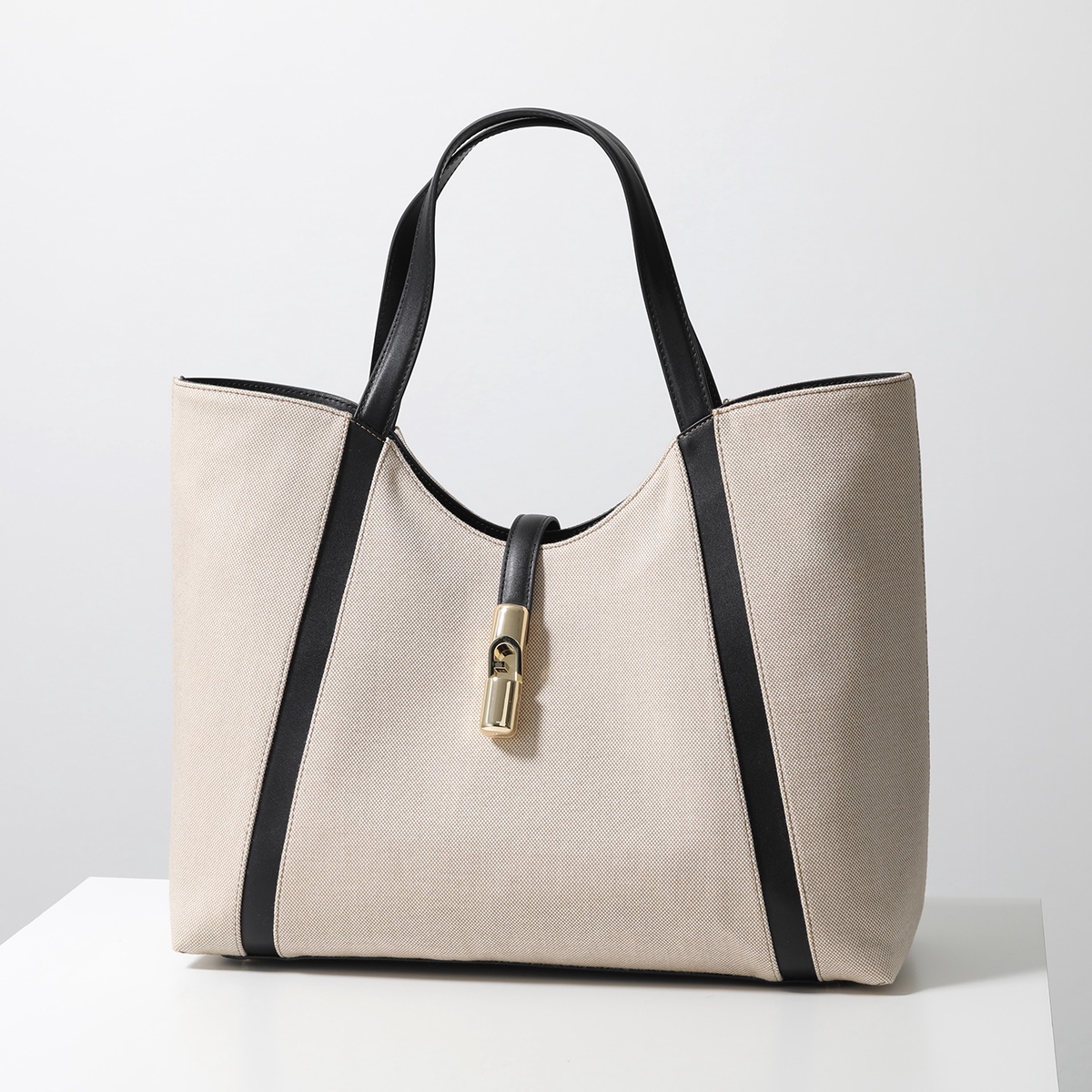 FURLA Furla フルラ トートバッグ GOCCIA ゴッチャ WB01729