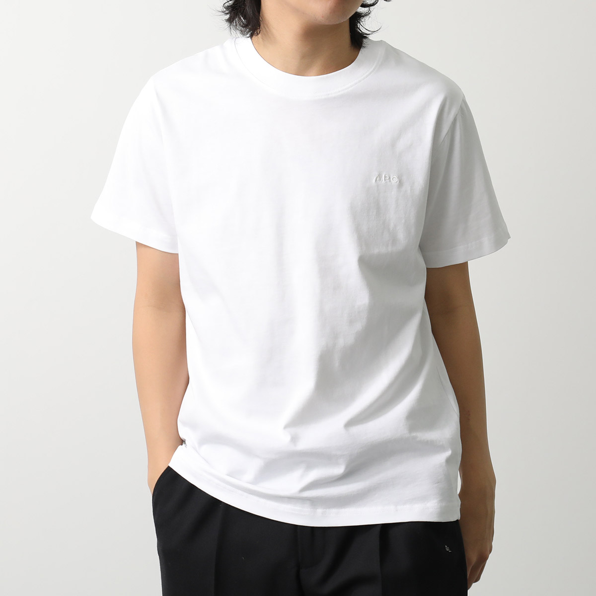Tシャツ・カットソー A.P.C. Men T-shirt Ecru COGFMH26257 PAA A.P.C. アーペーセー メンズ 半袖Tシャツ RAYMOND T-SHIRT COEZC