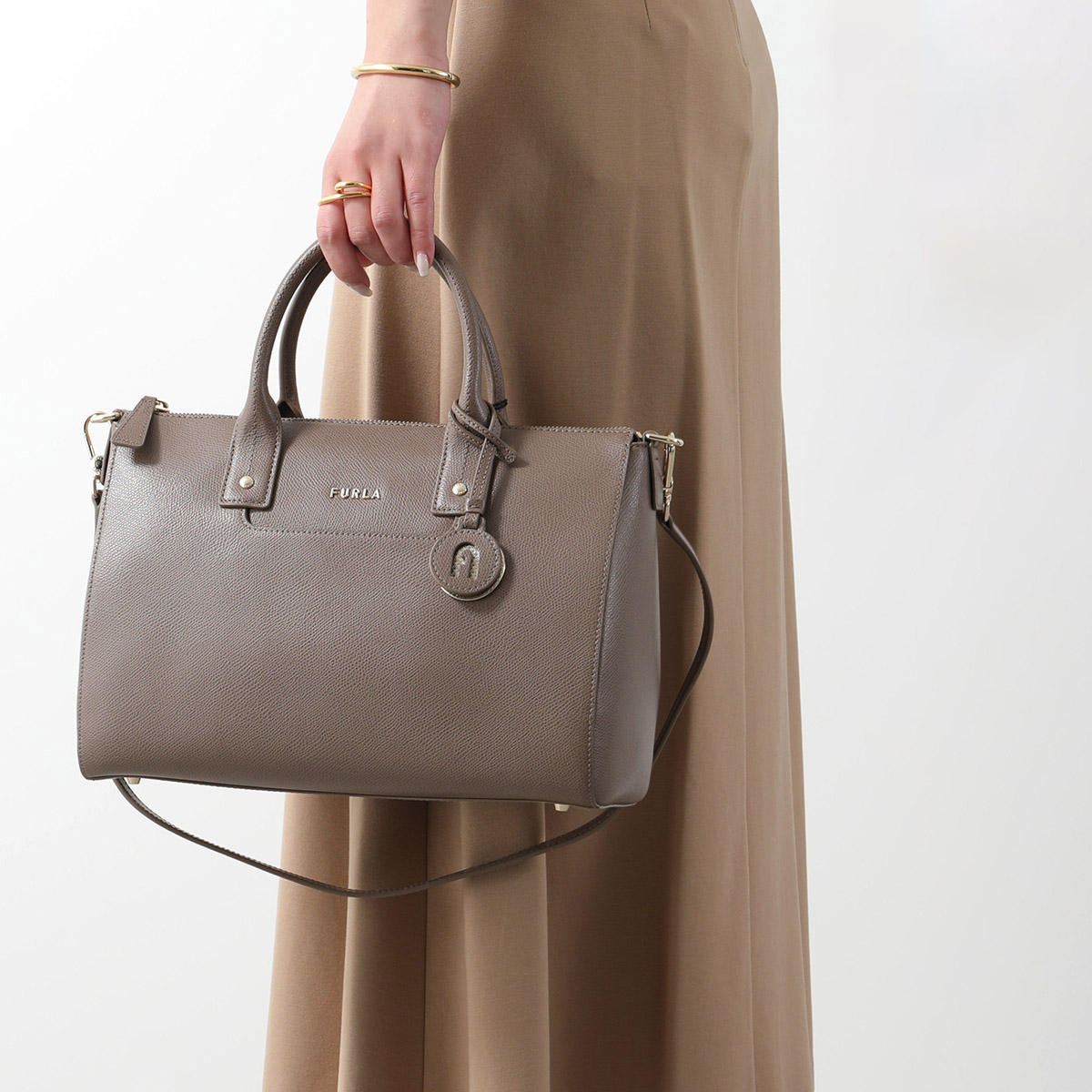 FURLA Furla フルラ ハンドバッグ LINDA リンダ WB01287 ARE000