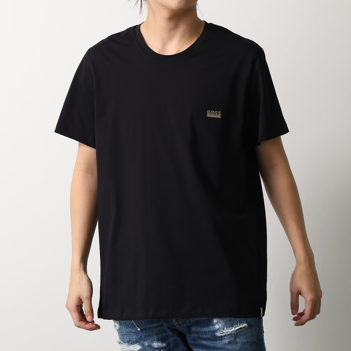 未使用品 HUGO BOSS ヒューゴボス デザインネック ストレッチ Tシャツ 半袖 カットソー 小さいサイズ:XS  レッド  レディース 　240001143924 HUGO BOSS（ヒューゴ・ボス） Tシャツ BLACK 50495742 メンズ 半袖