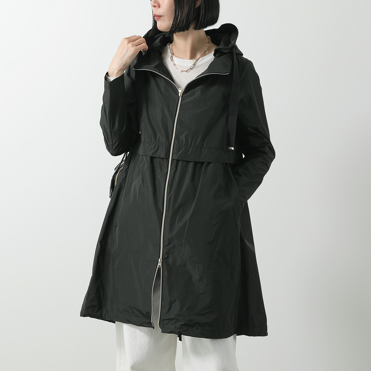 美品✨Herno フレアライン　ナイロンジャケット　スプリングコート　パーカー HERNO（ヘルノ） コート PA000061D 12456 レディース リバーシブル
