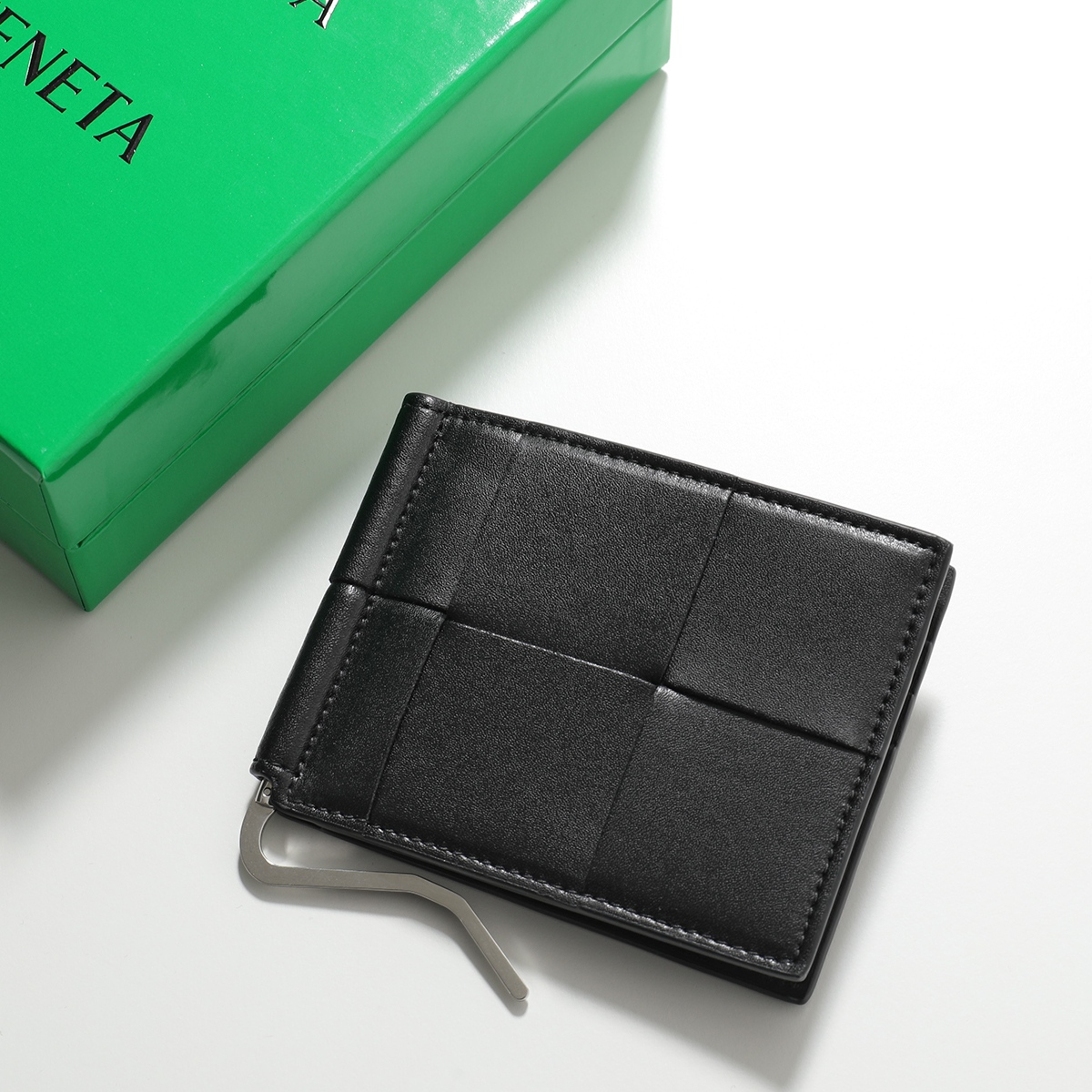 専用ボッテガヴェネタ カセット　マキシイントレチャート　折財布 BOTTEGA VENETA ボッテガヴェネタ 二つ折り財布 CASSETE