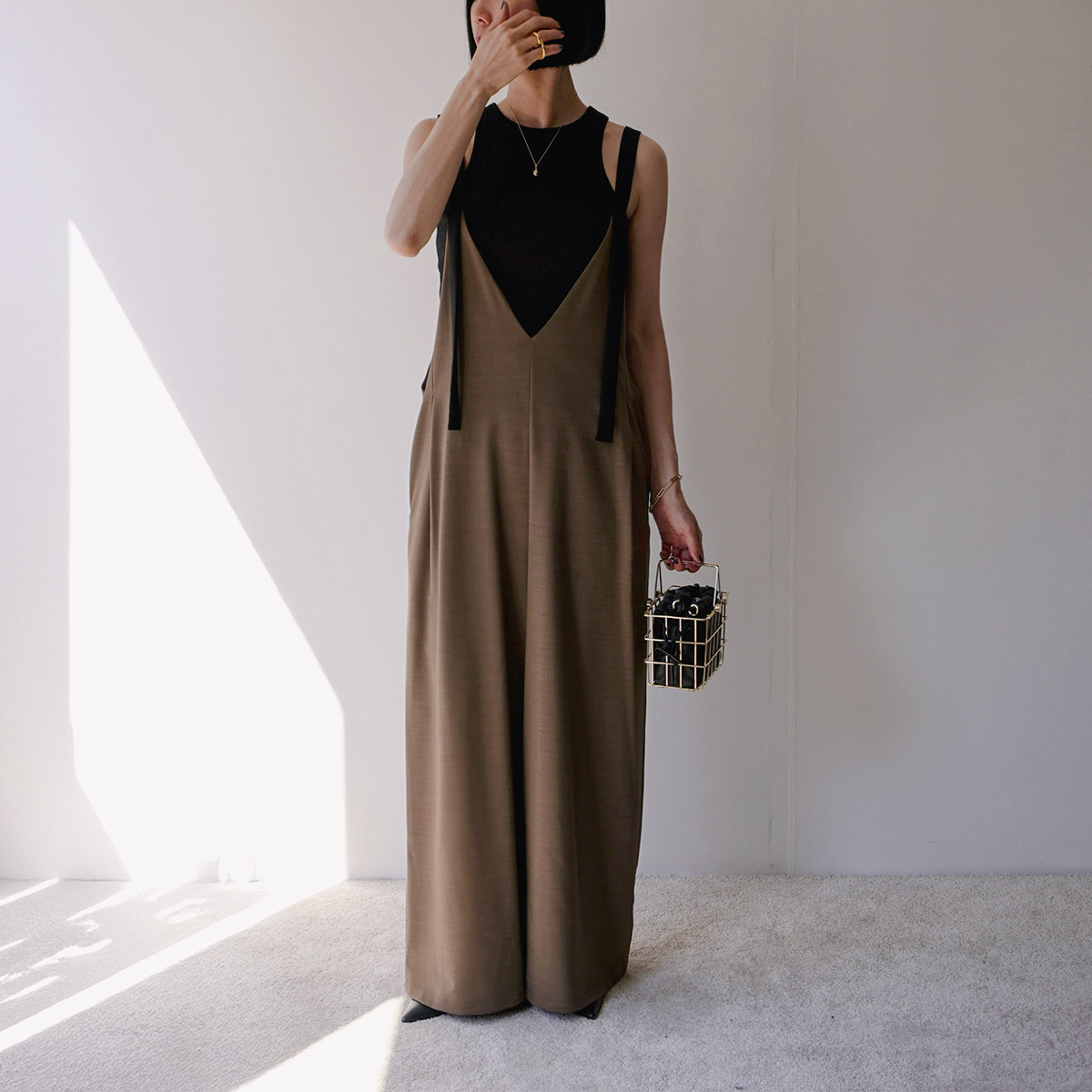 CHIGNON シニヨン サロペット 3651-009KK Vネックコンビネゾン CHIGNON シニヨン サロペット 3651-009KK Vネックコンビネゾン