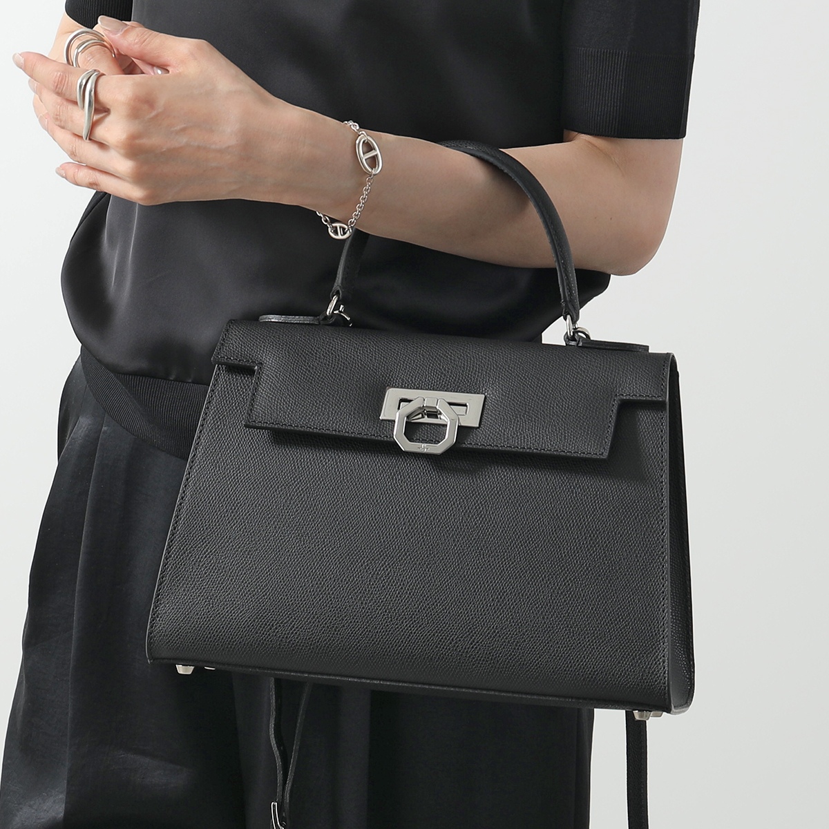 CARBOTTI（カルボッティ） ハンドバッグ ELENA 243 エレナ レディース