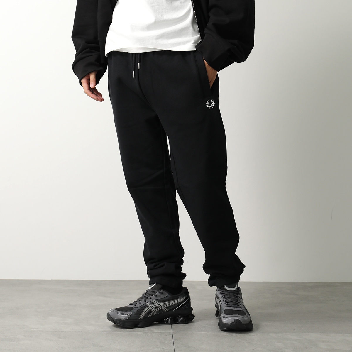 フレッドペリー ストレッチ スキニー チノパン M ボルドー ロゴ刻印 FRED PERRY（フレッドペリー） スウェットパンツ CLASSIC SWEATPANT