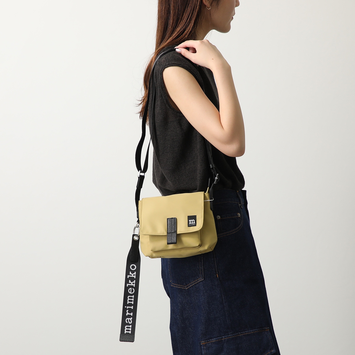 marimekko（マリメッコ） ショルダーバッグ MINI MESSENGER SOLID