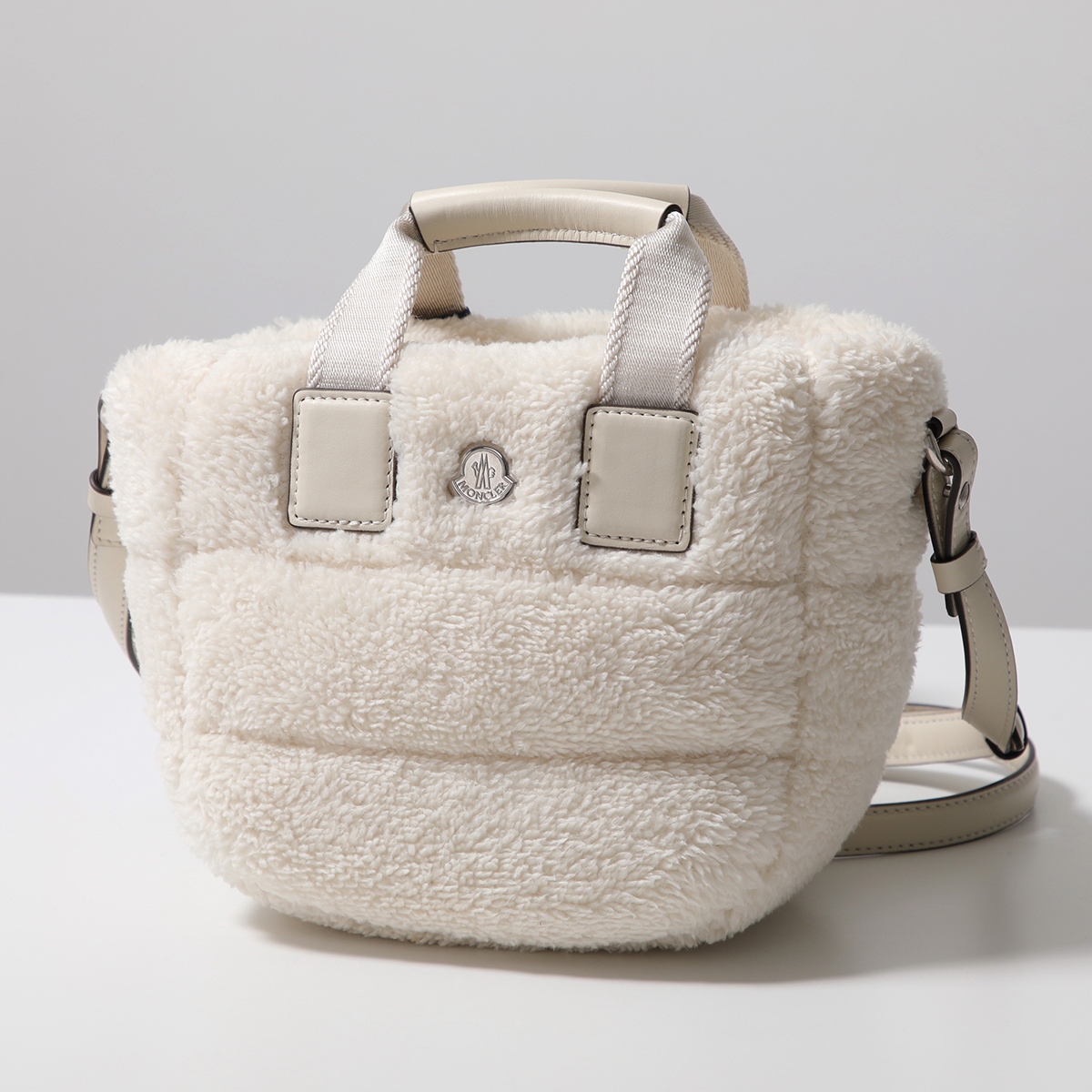 非常に高い品質 ショルダーバッグ モンクレール MONCLER MICRO キャラ CARADOC バッグ