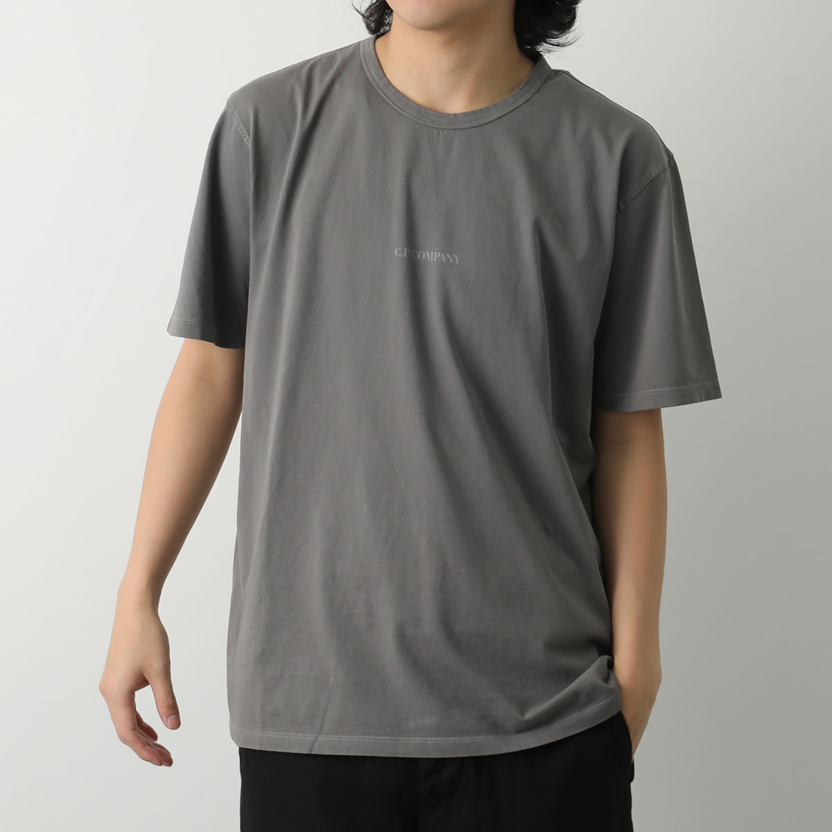 【関税込み】C.P. Company ブラウン Label Tシャツ C.P. Companyのブラウン Label Tシャツがセール中