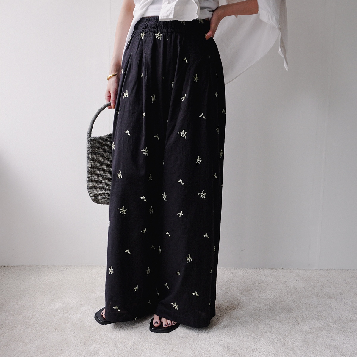 ne Quittez pas　ヌキテパ 刺繍パンツ Cotton Linen Plants Embroidery Pants | Pasand by ne Quittez