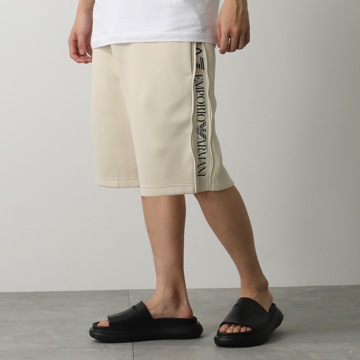 EA7 EMPORIO ARMANI エアセッテ エンポリオアルマーニ ハーフパンツ