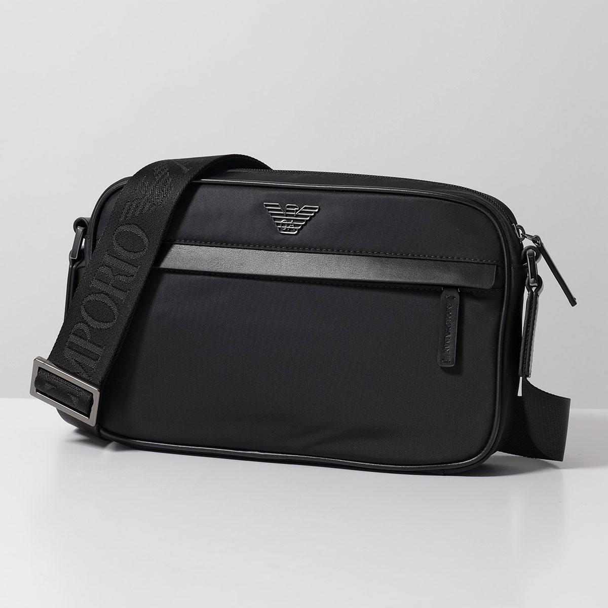 EMPORIO ARMANI エンポリオアルマーニ ショルダーバッグ