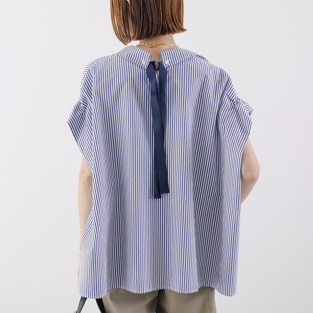 HERENCIA ヘレンチア ブラウス Back ribbon blouse H425134