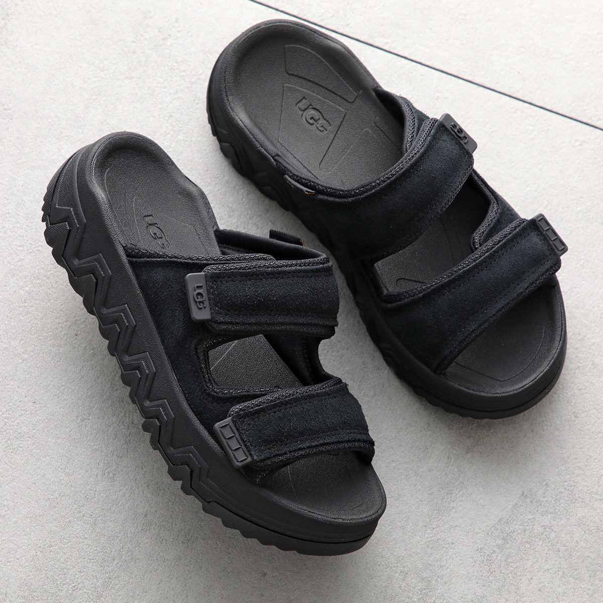 UGG Australia UGG(アグ)厚底 サンダル スライド レザー 本革