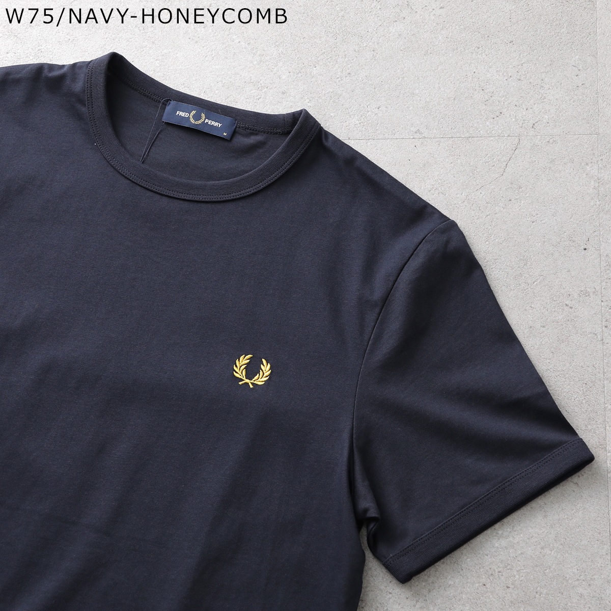 FRED PERRY メンズ半袖Tシャツ、カットソー（色：ネイビー系