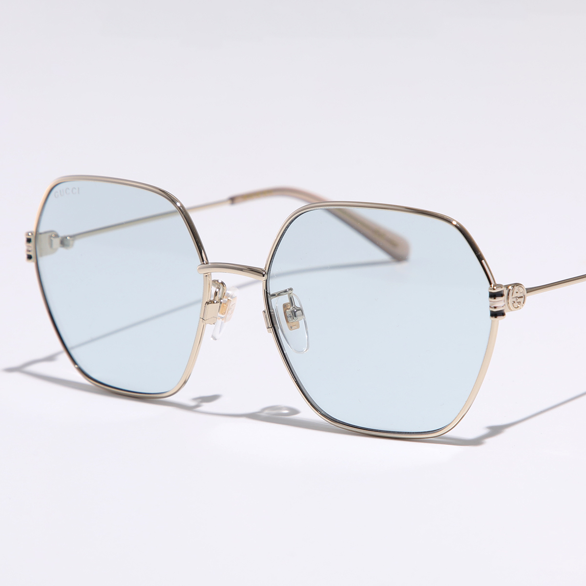 GUCCI レディースサングラス　ブルー Gucci Blue Gradient Tint Lens Butterfly Sunglasses - 4217/S