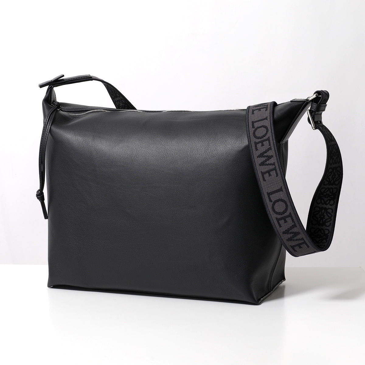 LOEWE（ロエベ） ショルダーバッグ CUBI CROSSBODY キュービィ クロス