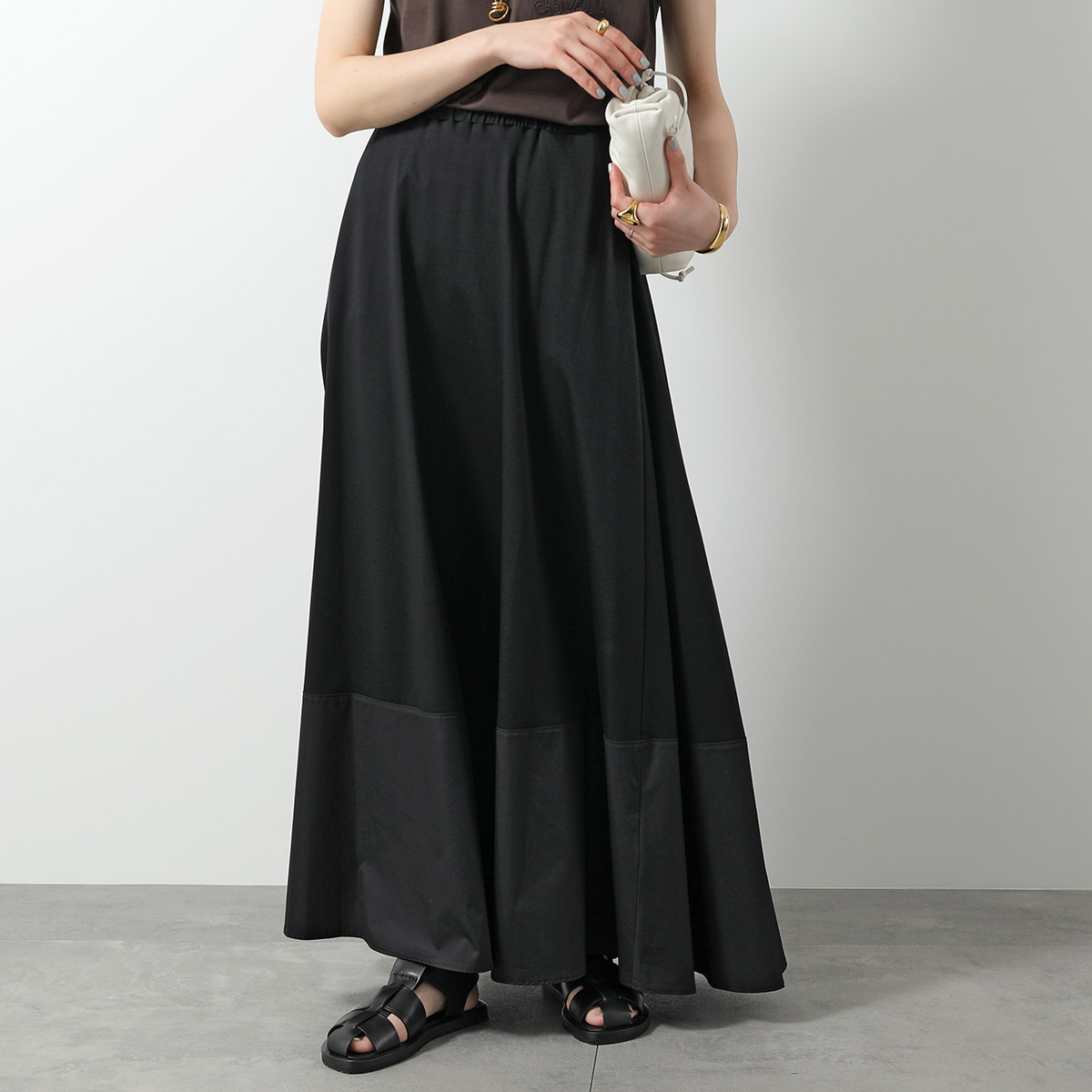 【れいこ✨】定価60,000円❤️マックスマーラ✨ベルベット生地スカート Max Mara（マックスマーラ） フレアスカート ROAL ロアル レディース