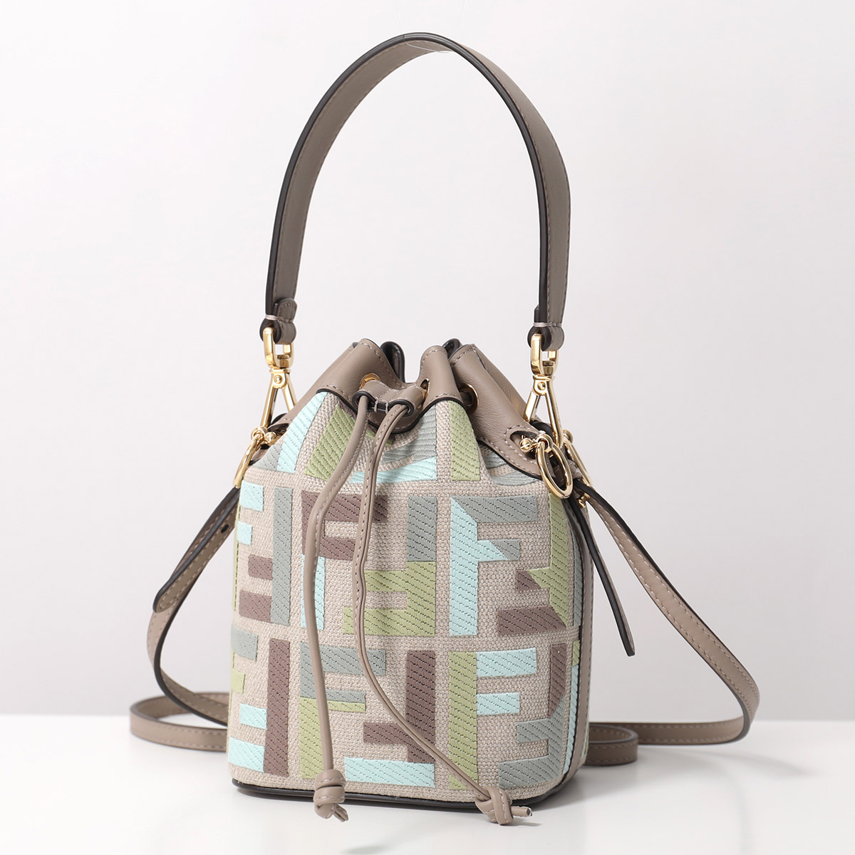 FENDI フェンディ ショルダーバッグ MINI MON TRESOR ミニ モン