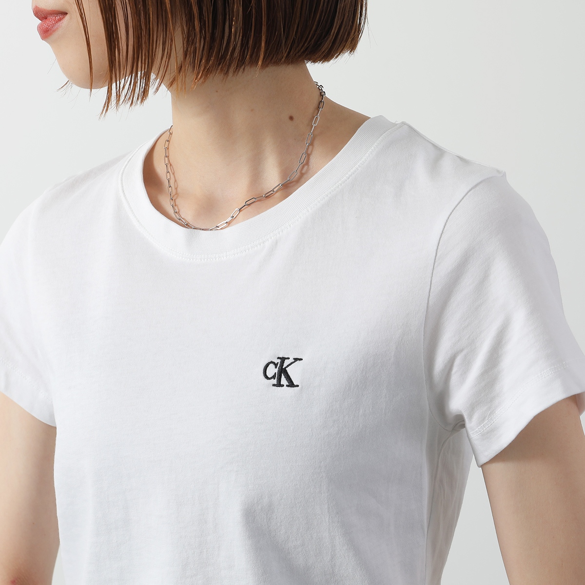 カルバンクライン Tシャツ クルーネック 半袖 レディース コットン ワンポイント J20J212883   Jeans Slim Cotton T shirt Calvin Klein カルバンクライン Tシャツ クルーネック 半袖