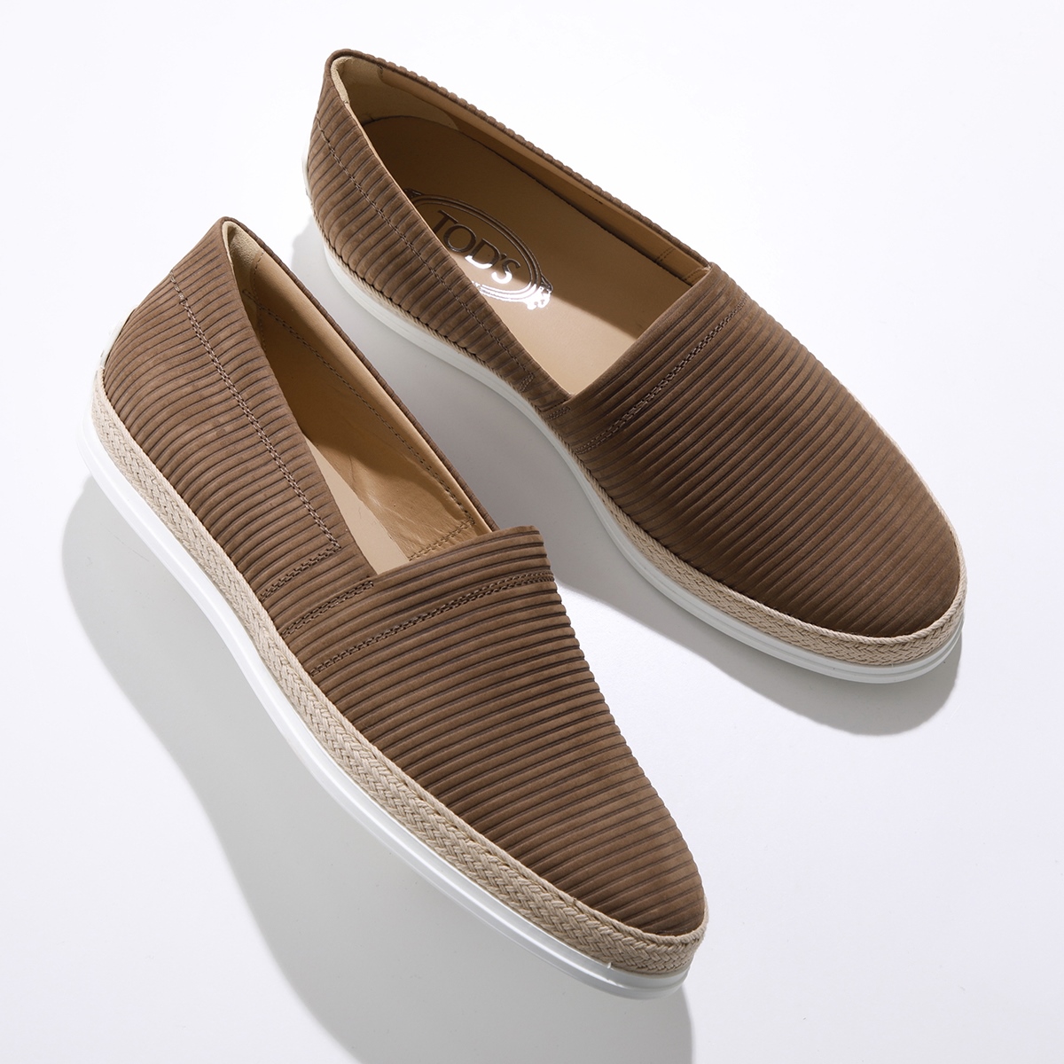 新品 トッズ TOD's ゴンミーニ スリップオン 7 サイズ 茶 ドラシュー TOD'S（トッズ） TODS ドライビングシューズ GOMMINO ゴンミーニ