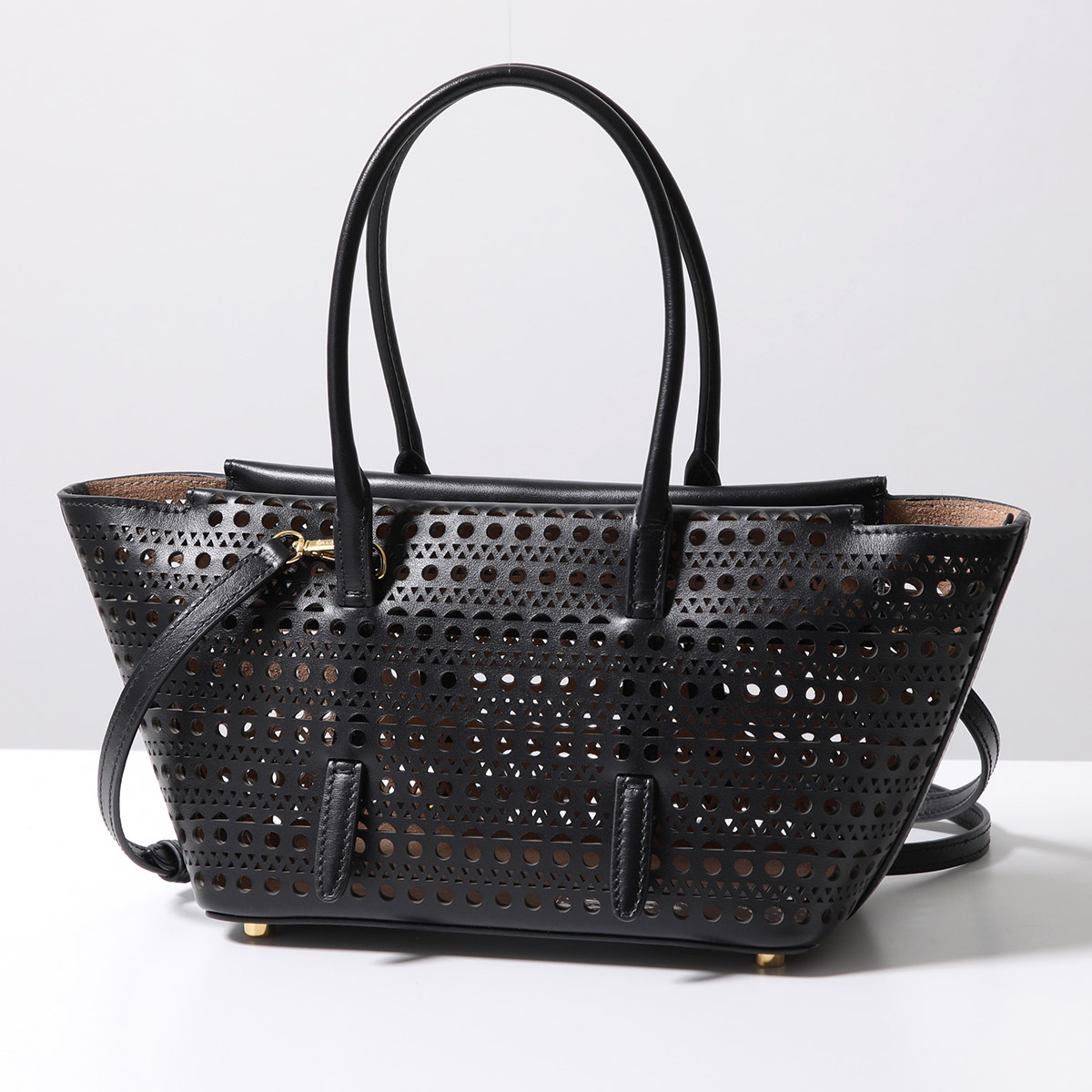 【Alaia】「ル・クール」スリングバック P1023574_2048x.jpg?v=1724556752