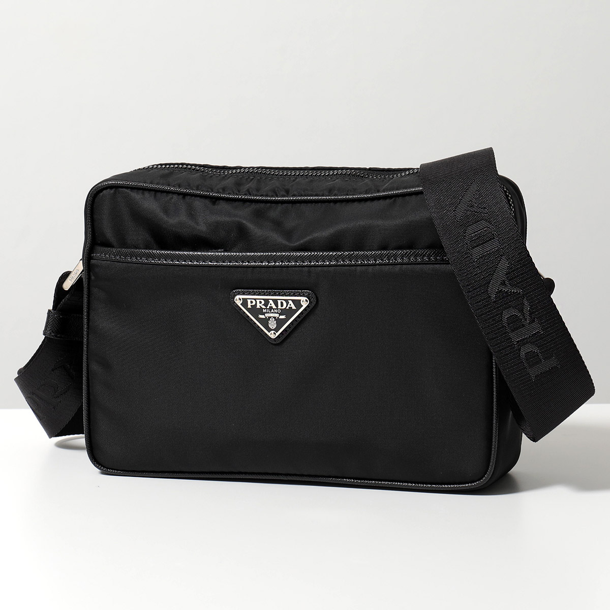 関税込PRADAプラダ Re-Nylonリナイロン ポーチ ショルダーバッグ PRADA Re-Nylon ポーチ (PRADA/ショルダーバッグ・ポシェット