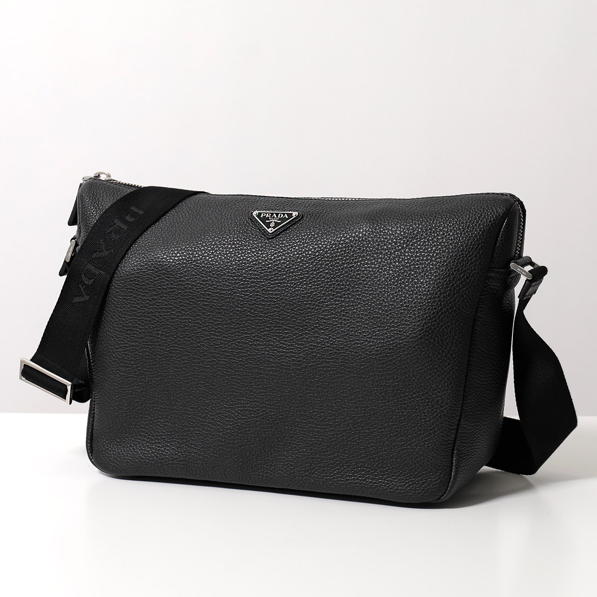PRADA ブラック ショルダーバッグ PRADA プラダ ショルダーバッグ VIT.DAINO ヴィッテロダイノ