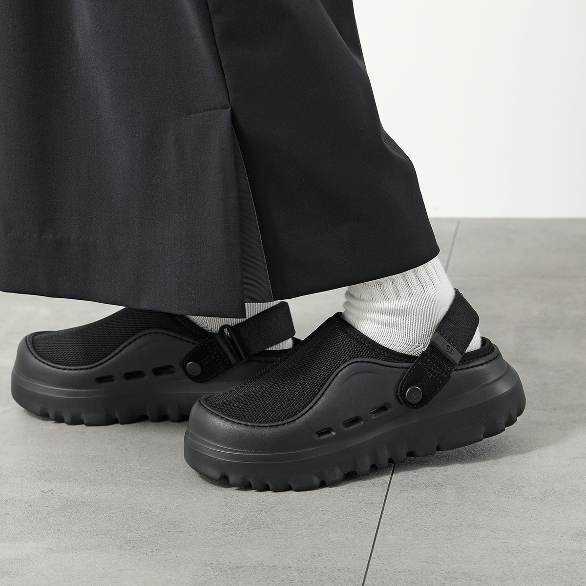 UGG ブラック サンダル　ピークモッド 楽天市場】△8/1限定 P10倍］UGG｜Peakmod Mesh Mold Sandal