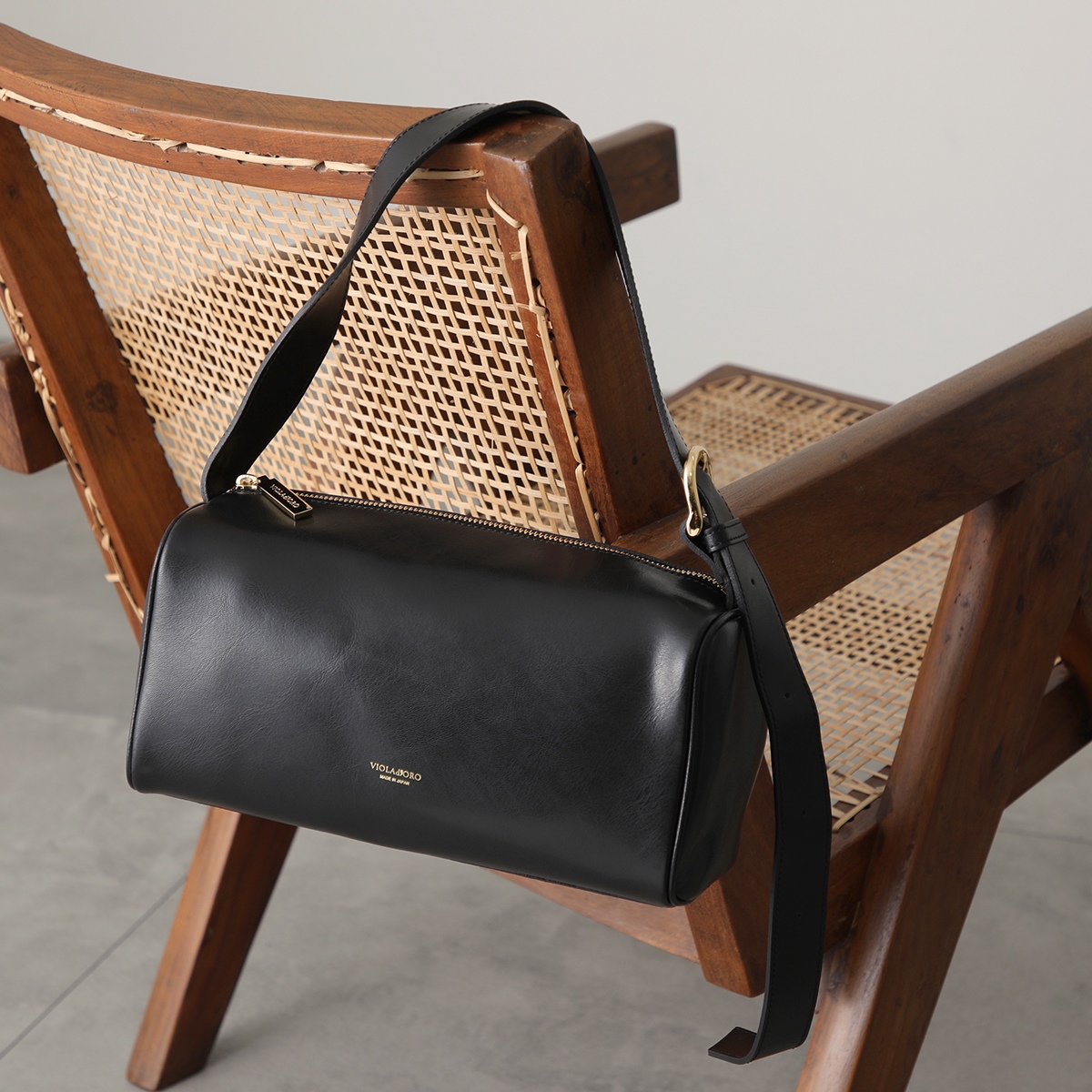 23区×VIOLA'dORO  レザーハンドルバッグ　ダークブラウン系 VIOLAd'ORO ヴィオラドーロ ハンドバッグ VOGUE ヴォーグ V-1567
