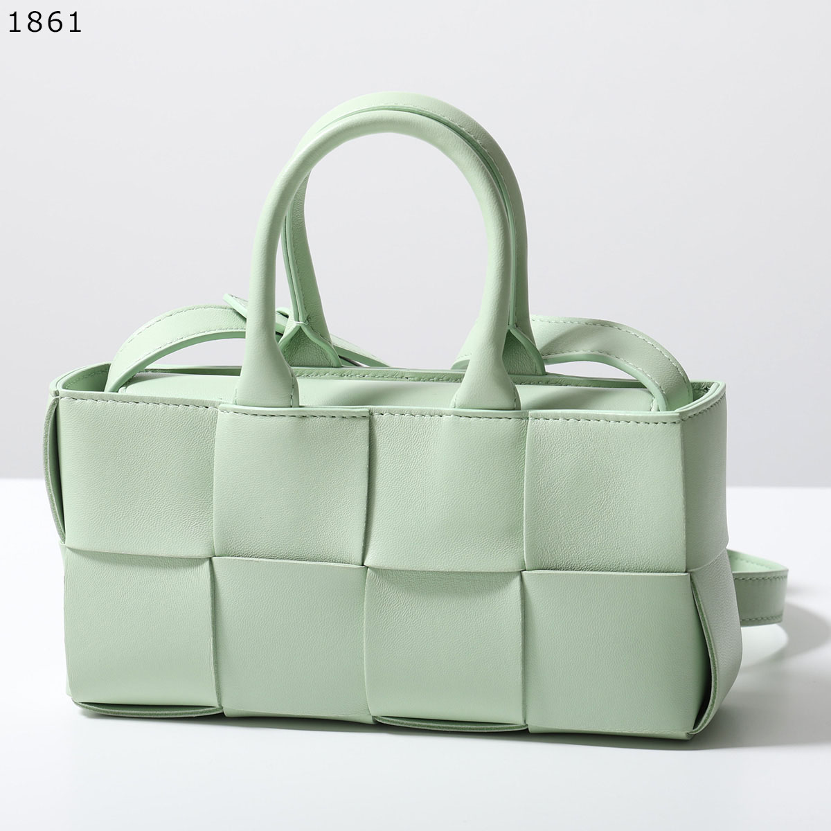 BOTTEGA VENETA（ボッテガ・ヴェネタ） ショルダーバッグ ARCO アルコ
