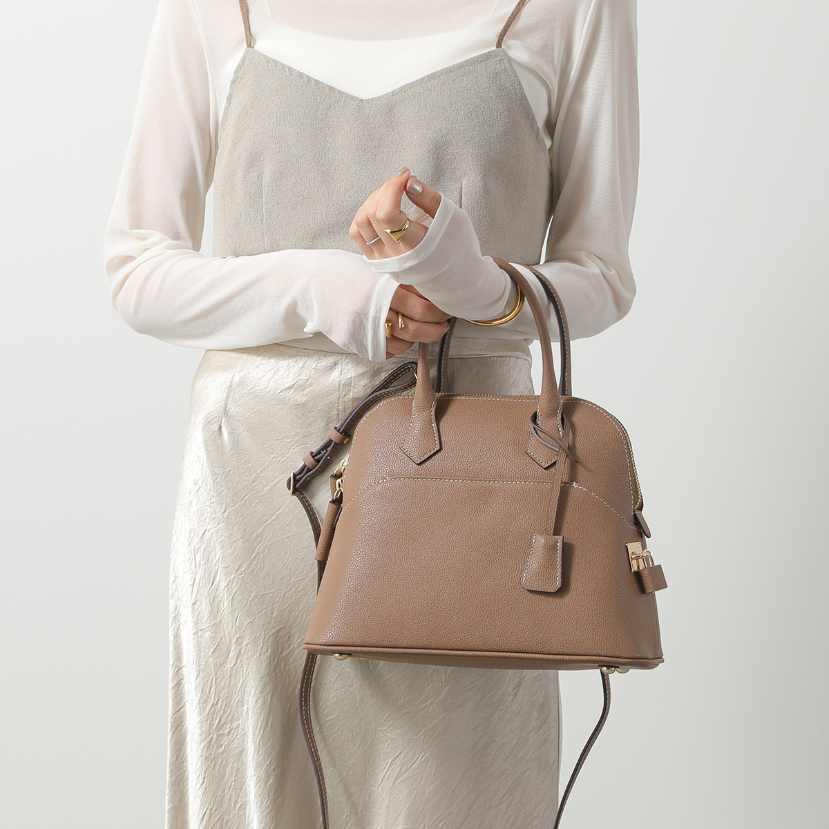 mica della valle ショルダーバッグ Katia SO-0079S mica della valle ミカデラヴァッレ ショルダーバッグ Katia