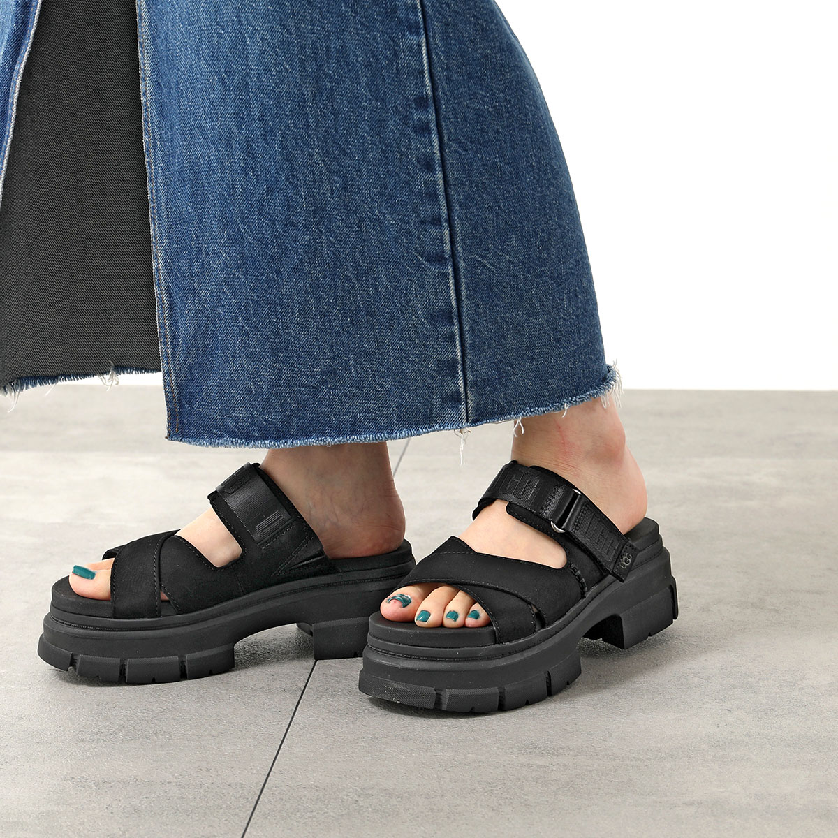 【訳あり】UGG サンダル ASHTON SLIDE アシュトン 1136765 UGG アグ サンダル ASHTON SLIDE アシュトン スライド 1136765