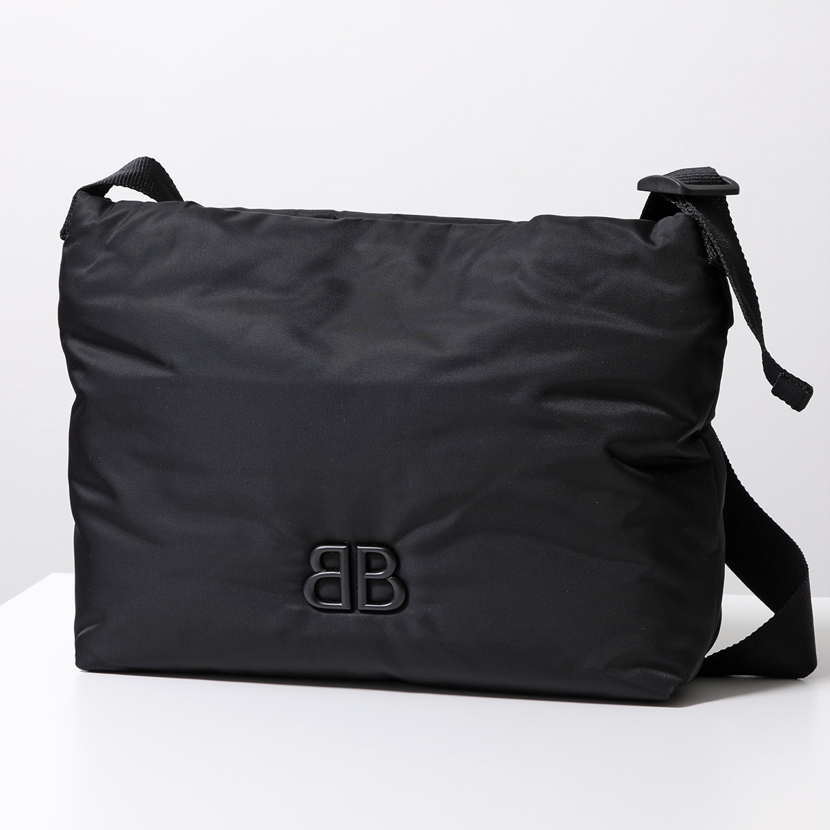 セール 登場から人気沸騰 MONACO ショルダーバッグ バレンシアガ BALENCIAGA HOBO E/W S バッグ
