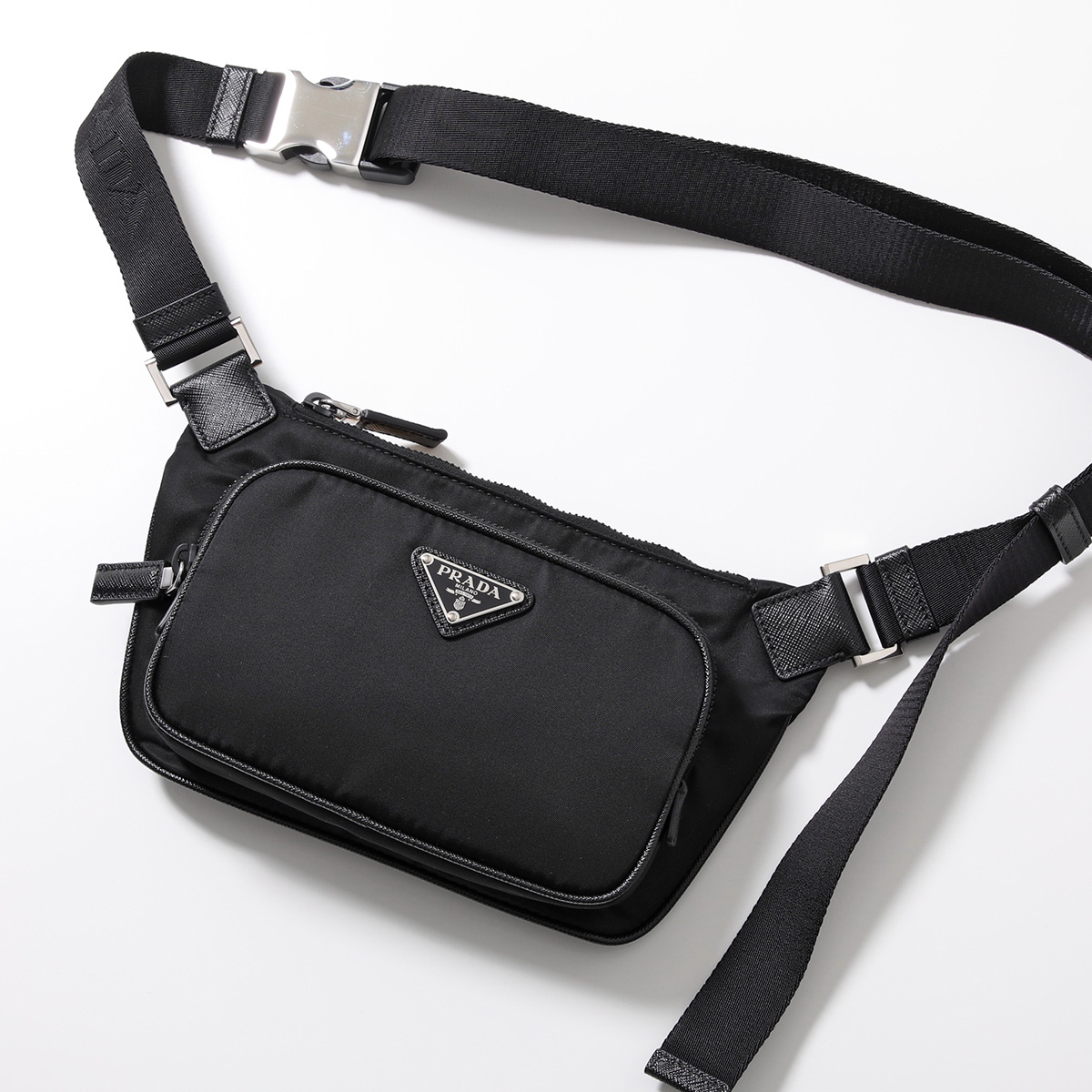 国内発送 プラダ ブリック カメラ クロスボディ リナイロン カメラバッグ PRADA(プラダ) ショルダーバッグ(メンズ) - 海外
