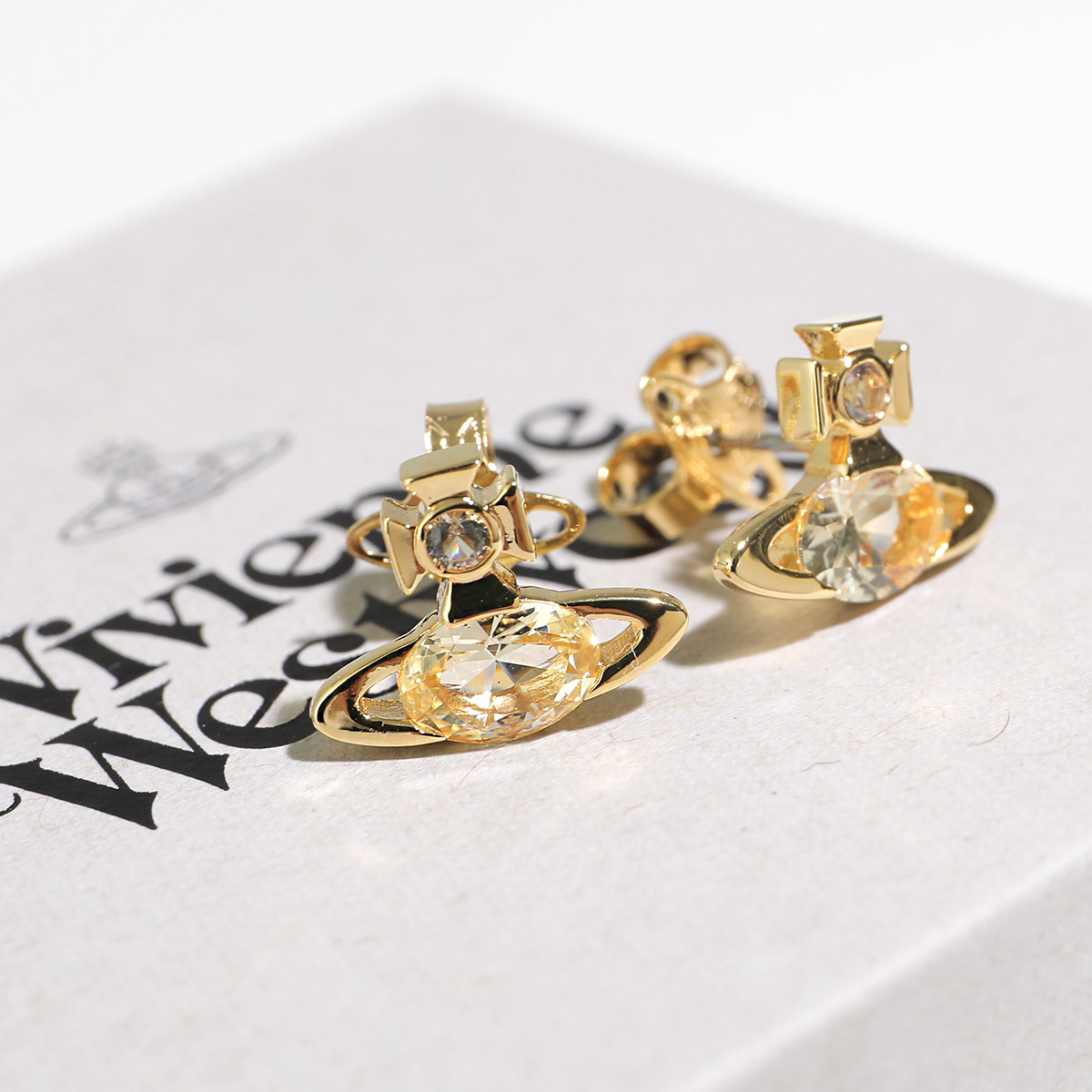 インポートセレクトmusee - VivienneWestwood アクセサリー