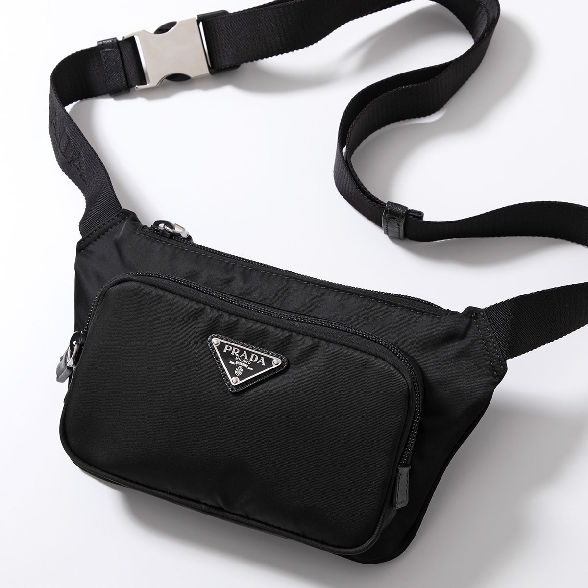 PRADA メンズショルダーバッグ（バッグ、小物素材：ナイロン