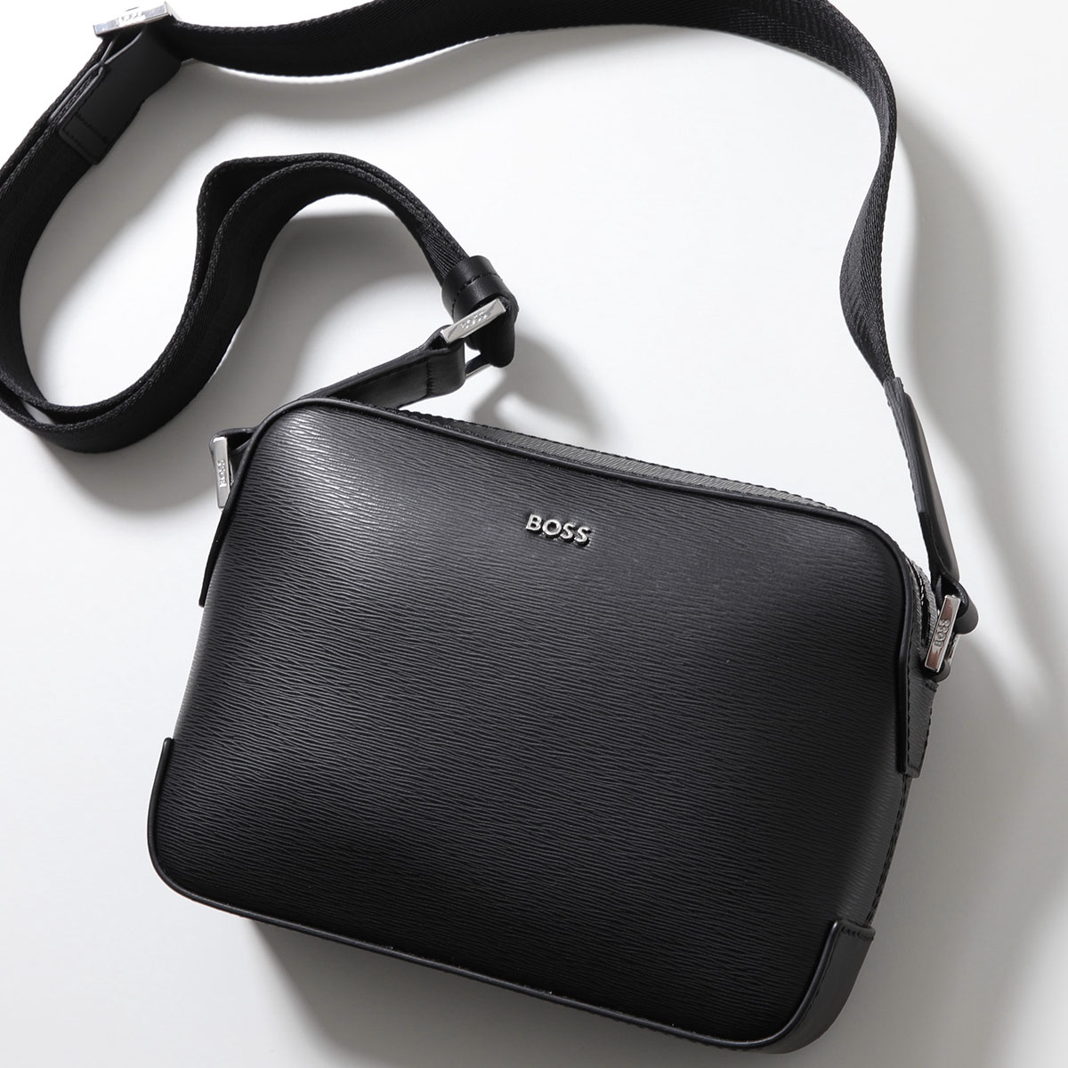 HUGO BOSS ショルダーバッグのおすすめ人気商品一覧 通販