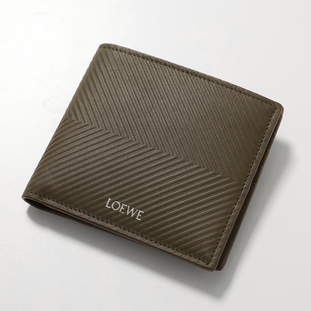 【LOEWE】黒 ブラウン レザー 二つ折り財布 LOEWE ロエベ 二つ折り財布 C779302X02 メンズ バイフォールド