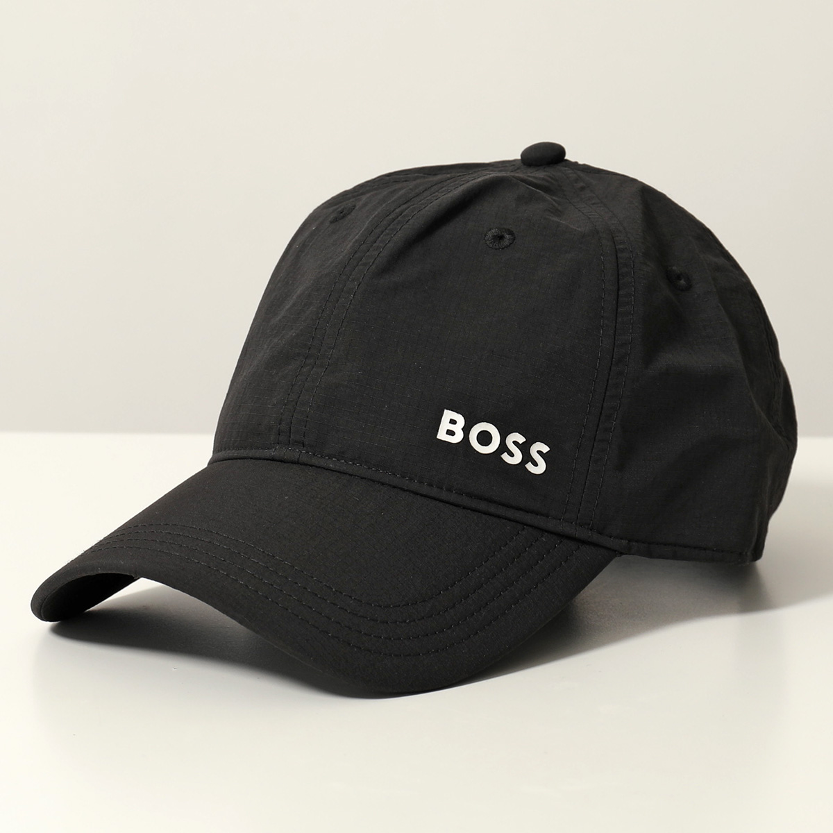 美品　HUGO BOSS　ロゴキャップ　黒　フリーサイズ 完売確定 BOSS BLACK ダブルモノグラム ロゴししゅう キャップ