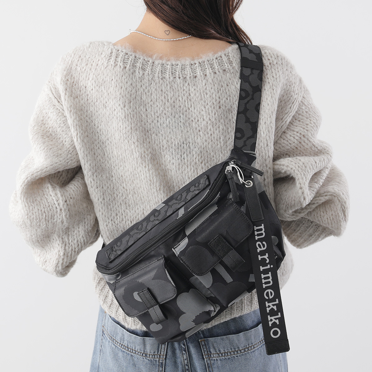 marimekko マリメッコ ボディバッグ Sling Bag M Unikko