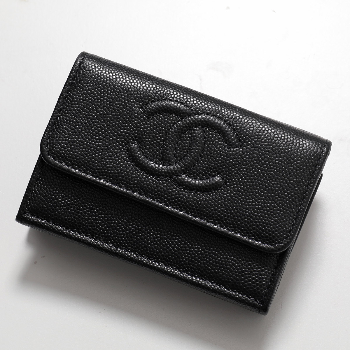 CHANEL 二つ折り財布 デカココマーク ロゴ入り レザー 黒 カード、箱付き CHANEL (直営買付)シャネル 2022AW ココマーク スモール