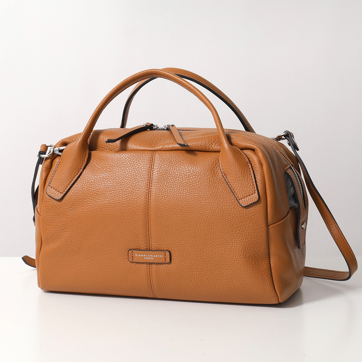 GIANNI CHIARINI（ジャンニ キアリーニ） ショルダーバッグ EMILY M