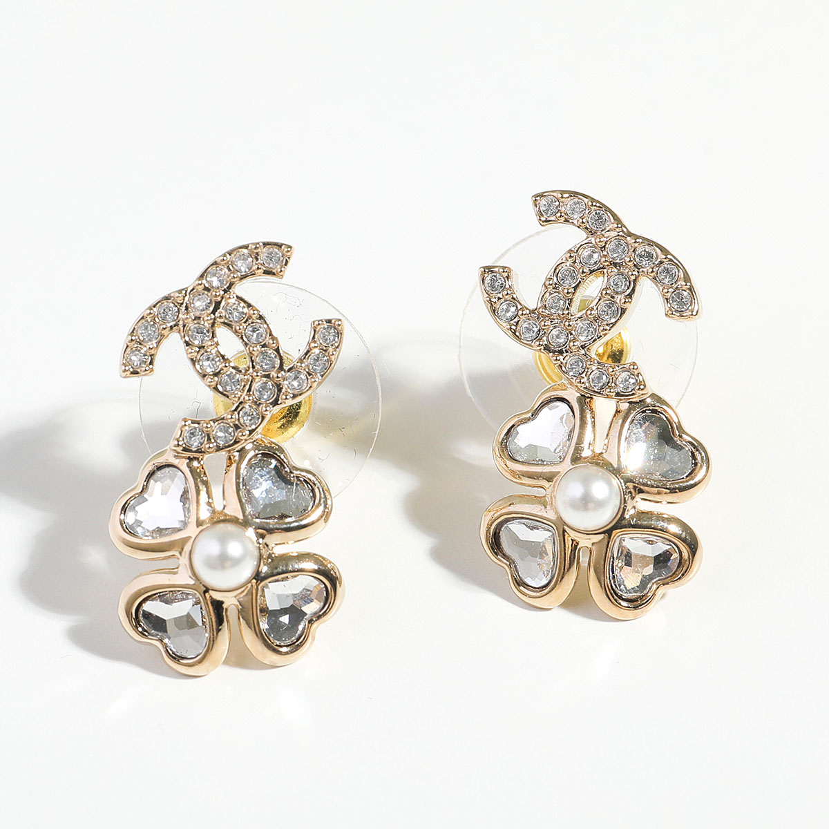 CHANEL パールクリスタルピアス(片耳用) CHANEL パール クリスタル ピアス - メルカリ